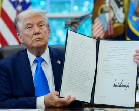 President Trump Signs Executive Order Introducing Annual $100,000 Charge on H-1B Visa Applications